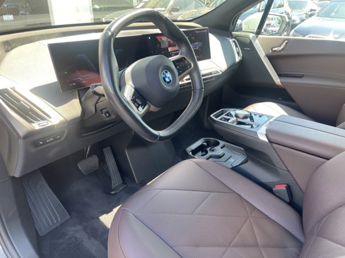 Used 2022 BMW iX xDrive50 w/ Sport Package image 14