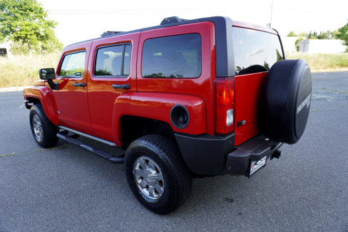Used 2007 HUMMER H3 Luxury image 5
