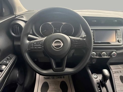 Used 2024 Nissan Kicks S image 14