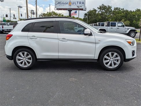Used 2013 Mitsubishi Outlander Sport SE image 4