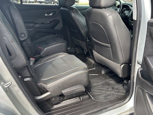 Used 2020 Chevrolet Traverse Premier image 23