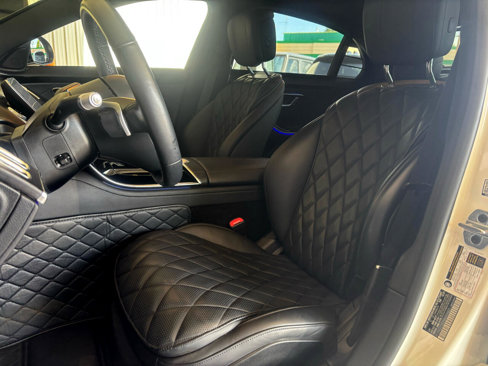 Used 2022 Mercedes-Benz S 580 4MATIC Sedan w/ AMG Line Package image 19