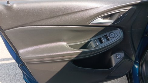 Used 2020 Buick Encore GX Select image 14