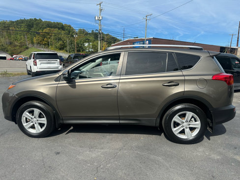 Used 2013 Toyota RAV4 XLE image 8