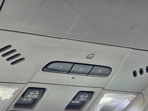 Used 2020 GMC Acadia SLT image 34