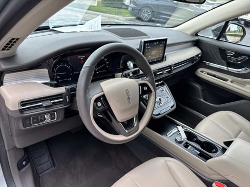 Used 2021 Lincoln Corsair FWD image 16