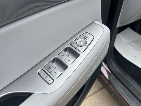 Used 2021 Hyundai Palisade SEL w/ Premium Package image 17