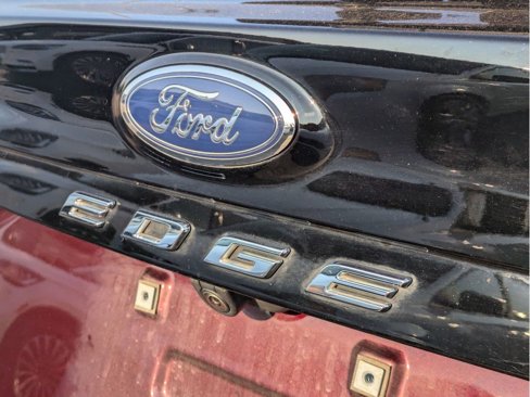 Certified 2024 Ford Edge Titanium image 9
