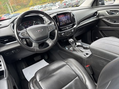 Used 2021 Chevrolet Traverse RS image 30