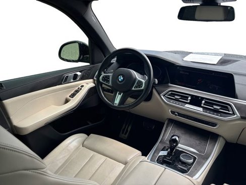 Used 2022 BMW X5 xDrive40i w/ M Sport Package image 26