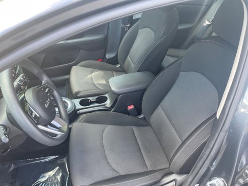 Used 2024 Kia Forte LXS image 32