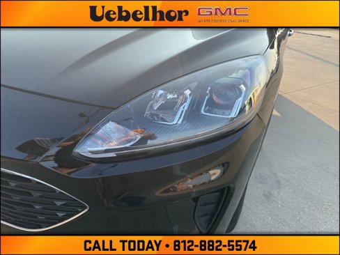Used 2020 Ford Escape SE image 13