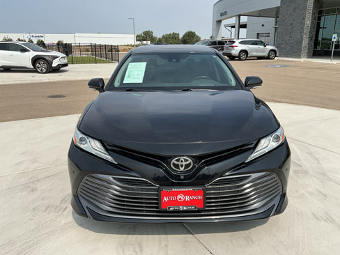 Used 2020 Toyota Camry XLE w/ Driver Assist Package image 17