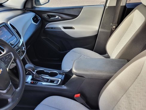 Used 2023 Chevrolet Equinox LT image 30