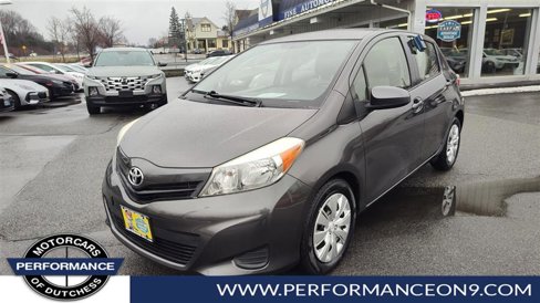 Used 2012 Toyota Yaris LE image 7