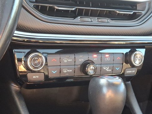 Certified 2022 Jeep Compass Altitude w/ Sun and Sound Group image 16