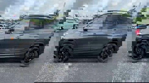 Certified 2021 GMC Terrain SLT w/ Infotainment Package II image 5