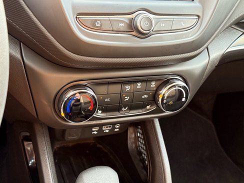 Used 2023 Chevrolet TrailBlazer LT image 19
