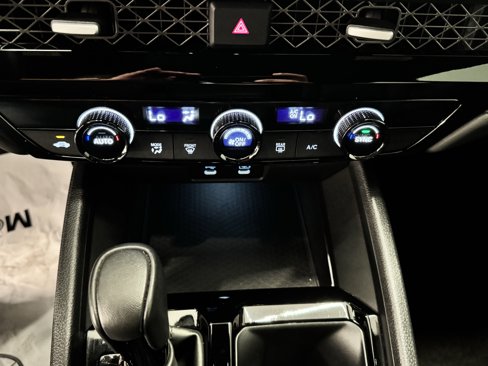Used 2024 Honda Accord Sport image 13