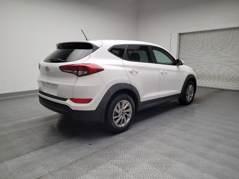 Used 2017 Hyundai Tucson SE image 9