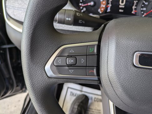 New 2025 Jeep Compass Sport image 16
