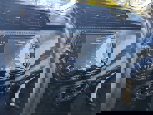 Used 2021 Nissan Kicks SV image 23