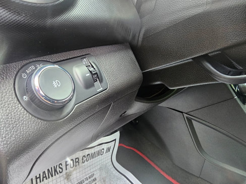Used 2020 Chevrolet Sonic LT w/ Convenience Package image 34