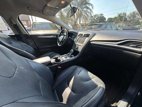 Used 2015 Ford Fusion Titanium image 24