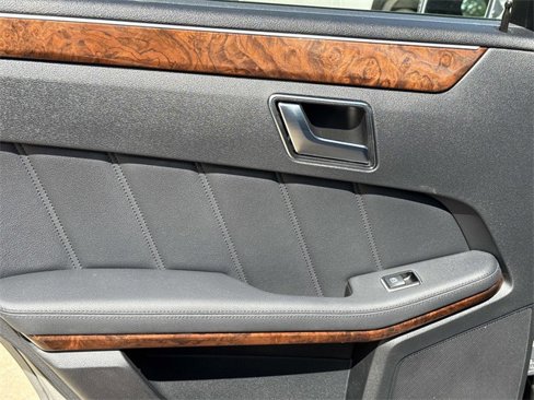 Used 2012 Mercedes-Benz E 350 4MATIC Sedan image 12