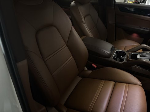 Certified 2023 Porsche Cayenne S image 45
