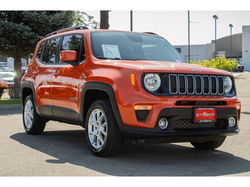 Used 2020 Jeep Renegade Latitude image 2