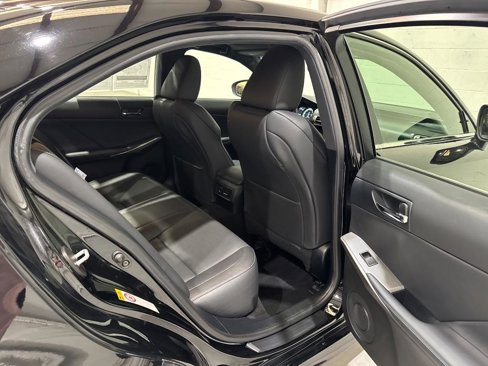 Used 2016 Lexus IS 200t image 66