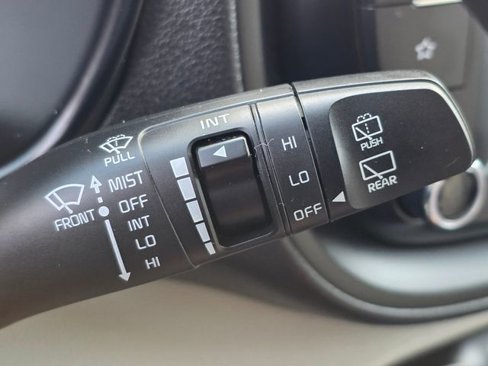 Used 2023 Kia Soul LX image 33