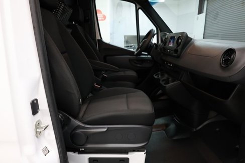 Used 2024 Mercedes-Benz Sprinter 2500 image 75