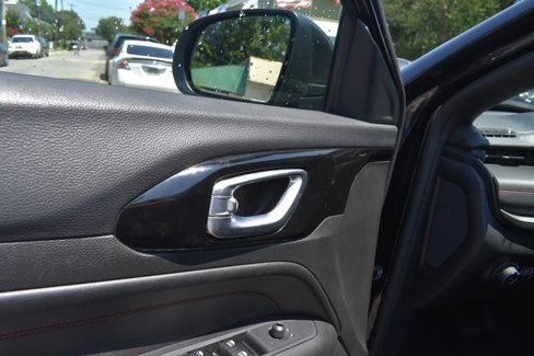 Used 2024 Jeep Compass Trailhawk image 13