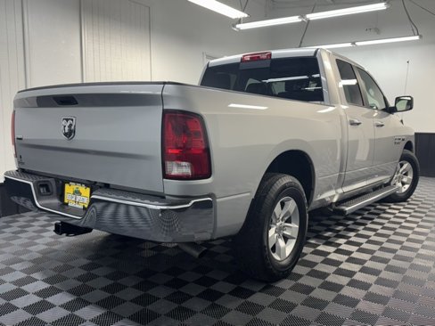 Used 2016 RAM 1500 Classic SLT image 4