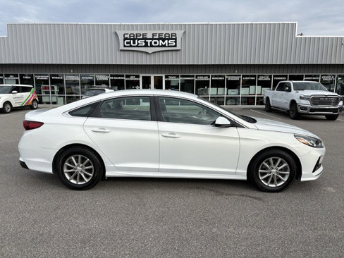 Used 2019 Hyundai Sonata SE image 2