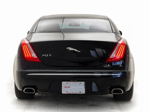Used 2012 Jaguar XJ L image 35
