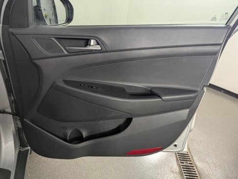 Used 2016 Hyundai Tucson Limited w/ Option Group 03 image 22