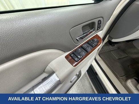 Used 2013 Chevrolet Silverado 1500 LTZ w/ LTZ White Diamond Edition image 32