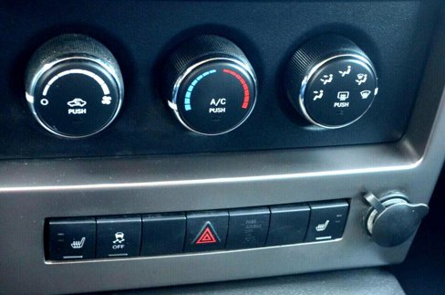 Used 2012 Jeep Liberty Sport image 28