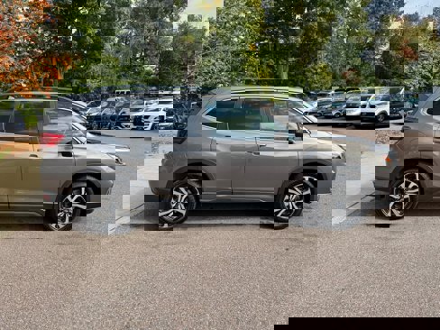 Used 2020 Subaru Forester Limited image 8