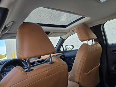 Used 2020 Lexus UX 250h w/ Luxury Package image 34