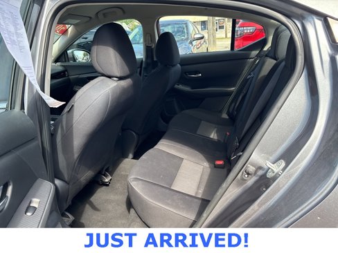 Used 2021 Nissan Sentra SV image 11