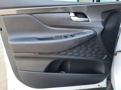 Used 2023 Hyundai Santa Fe SEL image 11