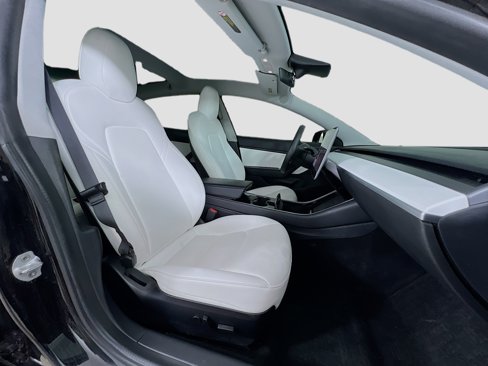 Used 2020 Tesla Model 3 Standard Range image 28