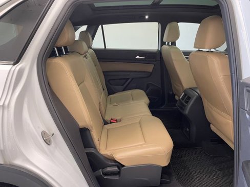 Used 2020 Volkswagen Atlas Cross Sport SEL w/ Cross Sport MDO Package image 18