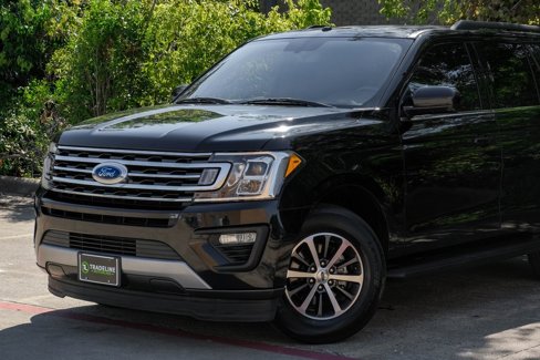Used 2018 Ford Expedition XLT image 5