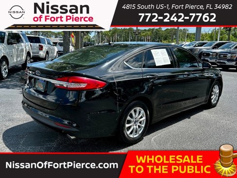Used 2017 Ford Fusion S image 6