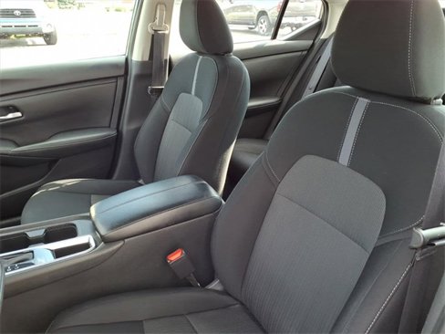 Used 2024 Nissan Sentra SV image 13